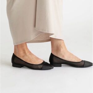 Steve Madden Blair Mesh Cap Toe Flats in Black Size 8